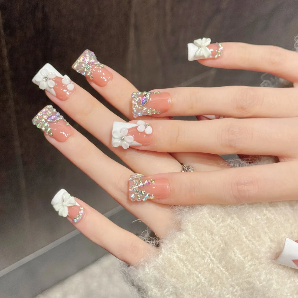 Faux ongles à pression Duck Moyen Rose Blanc Nœud Strass Colorés - Faits main (Lot de 10)