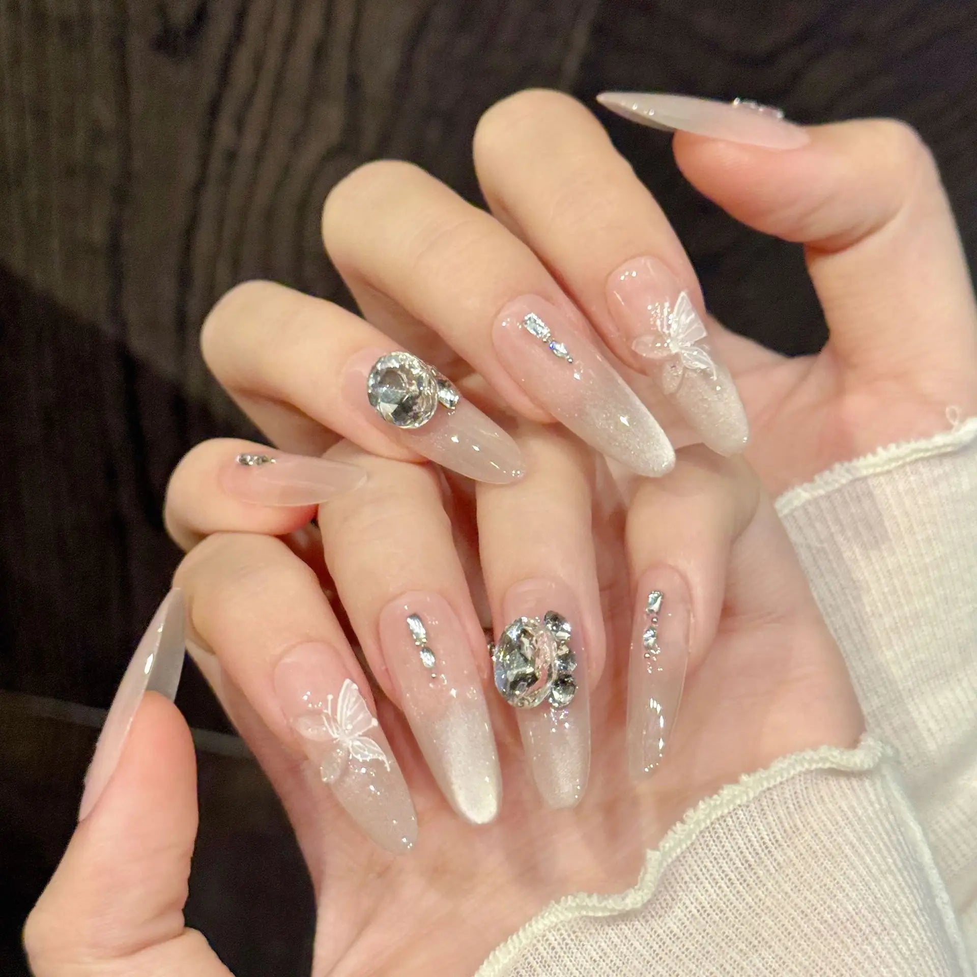 Faux ongles à pression Ovale Long Nude Dégradé Ornements Diamant Cristal - Faits main (Lot de 10)