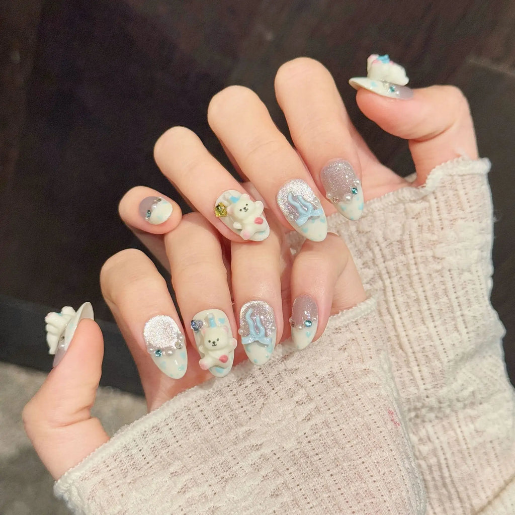 Faux ongles à pression Amande Moyen Lait Arc-en-ciel Oursons 3D Pois Girly - Faits main (Lot de 10)