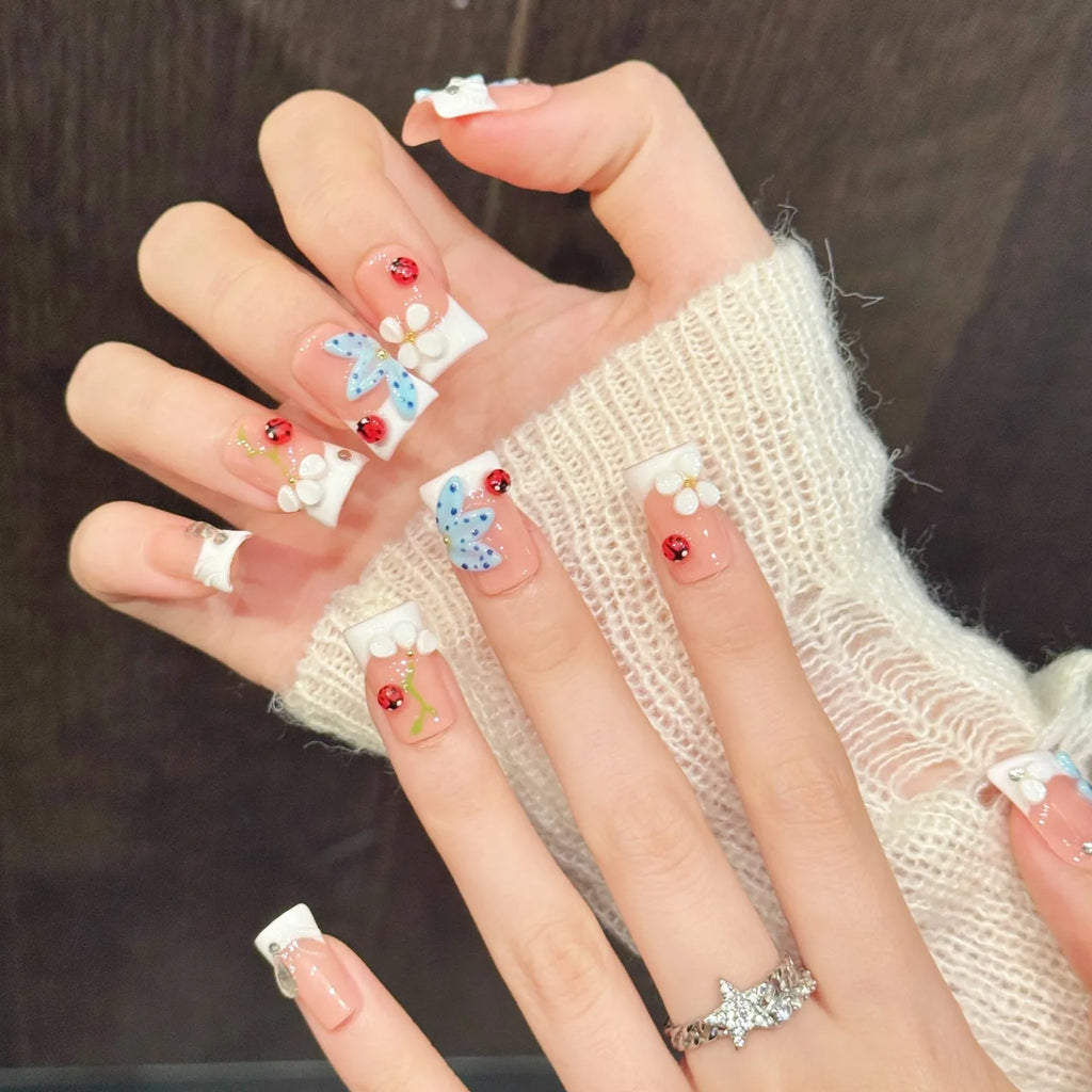 Faux ongles à pression Duck Moyen Coccinelle Fleurs Vent Doux Printanier - Faits main (Lot de 10)