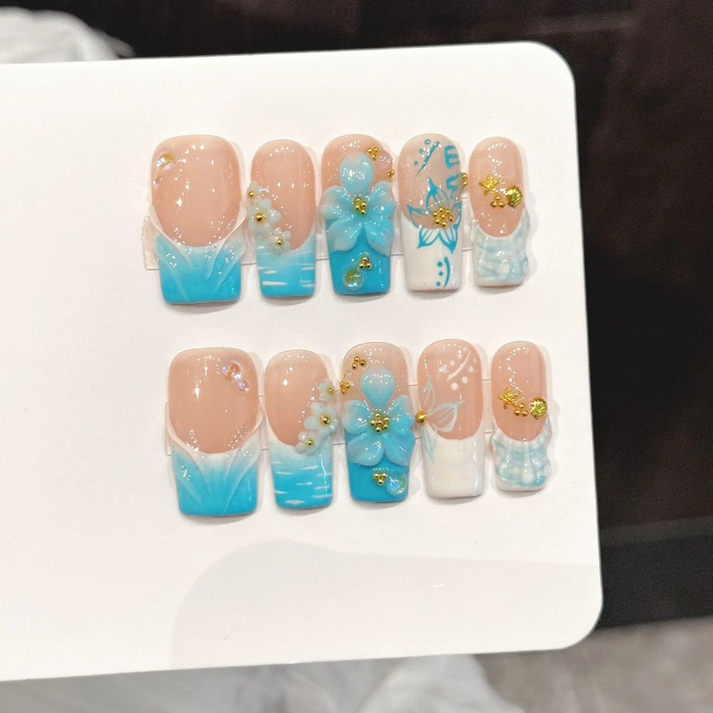 Faux ongles à pression Carré Moyen Bleu Glacé Translucide Fleurs Relief Sculptées - Faits main (Lot de 10)